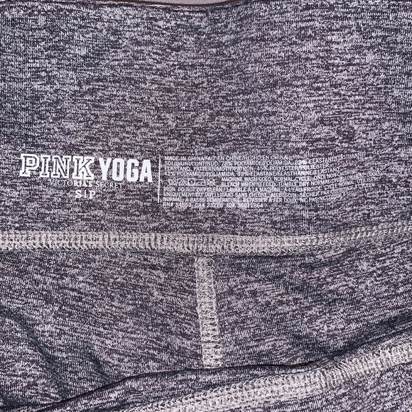 PINK VICTORIA SECRET YOGA LEGGINGS. - Picture 3 of 8
